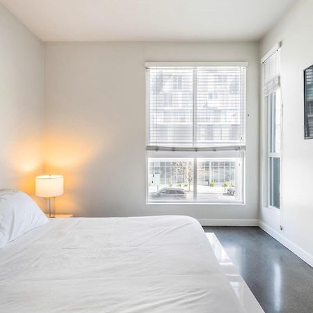 New 2Br Luxury Apartment Hollywood ロサンゼルス エクステリア 写真