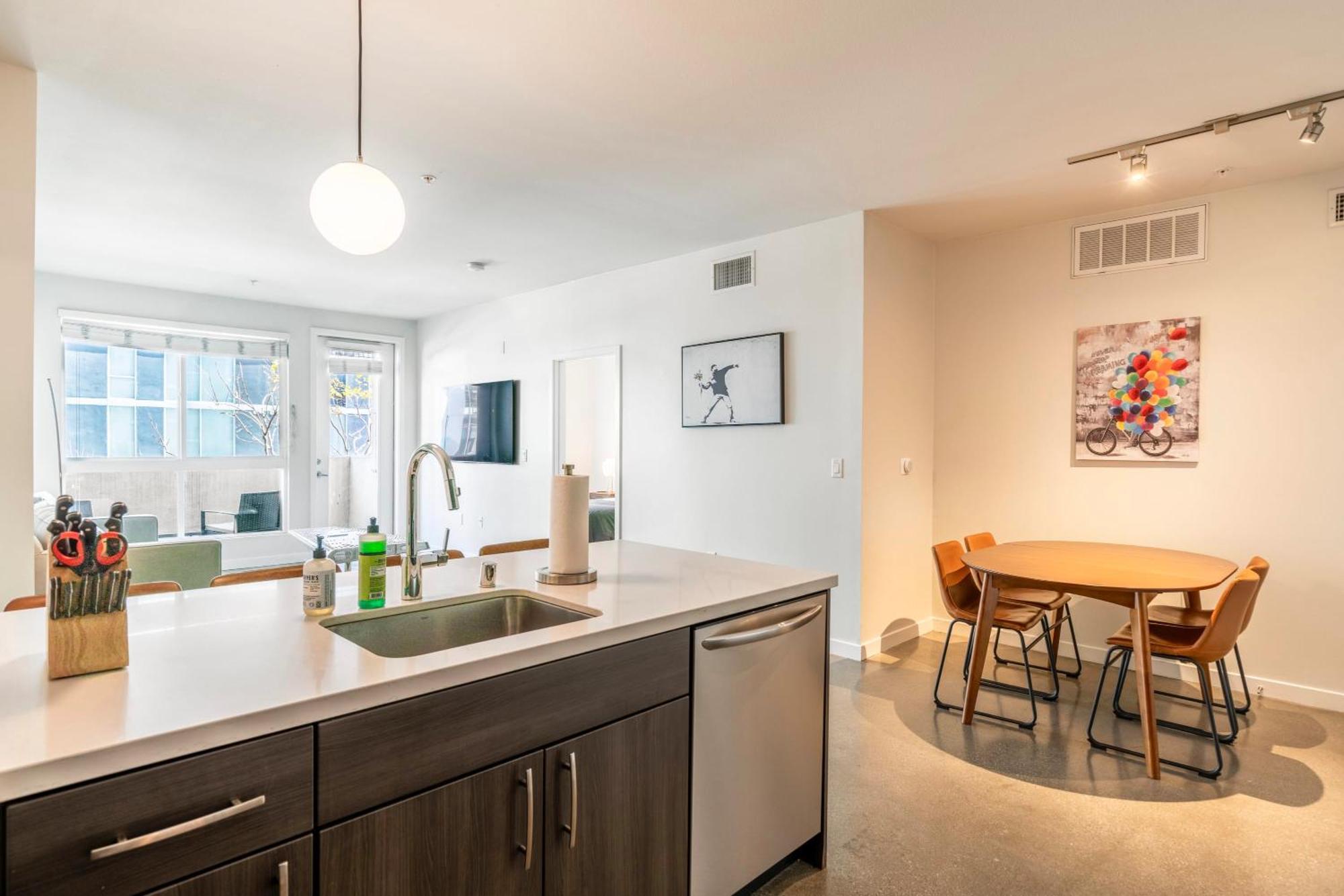 New 2Br Luxury Apartment Hollywood ロサンゼルス エクステリア 写真